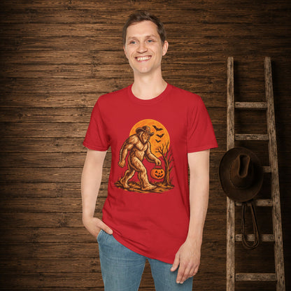 Halloween Squatch   Adult Size T-Shirt