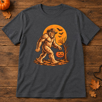 Halloween Squatch   Adult Size T-Shirt